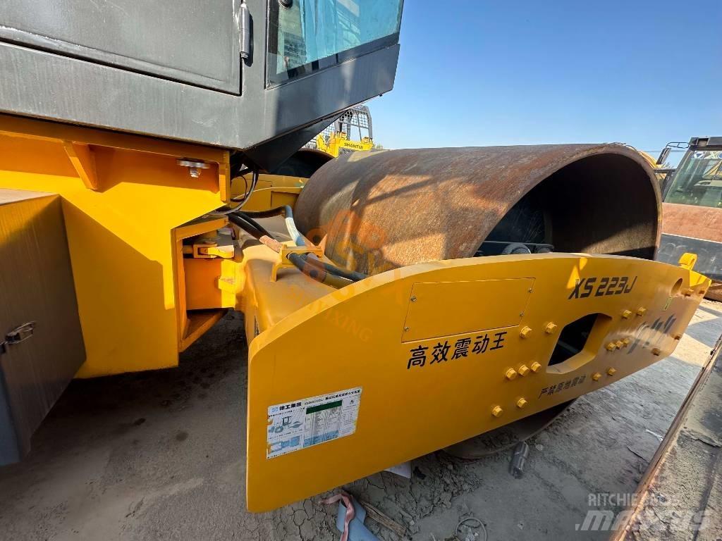 XCMG XS 233J Vieno būgno volai