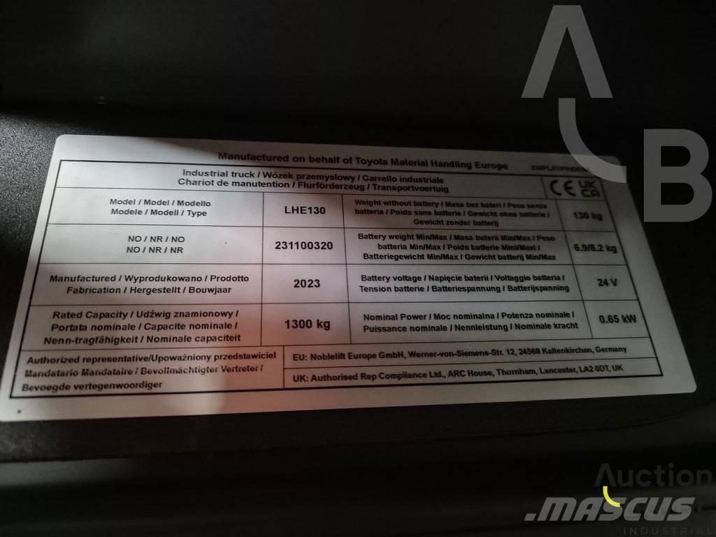 Toyota LHE130 Vidutinių aukščių užsakytų prekių krautuvai