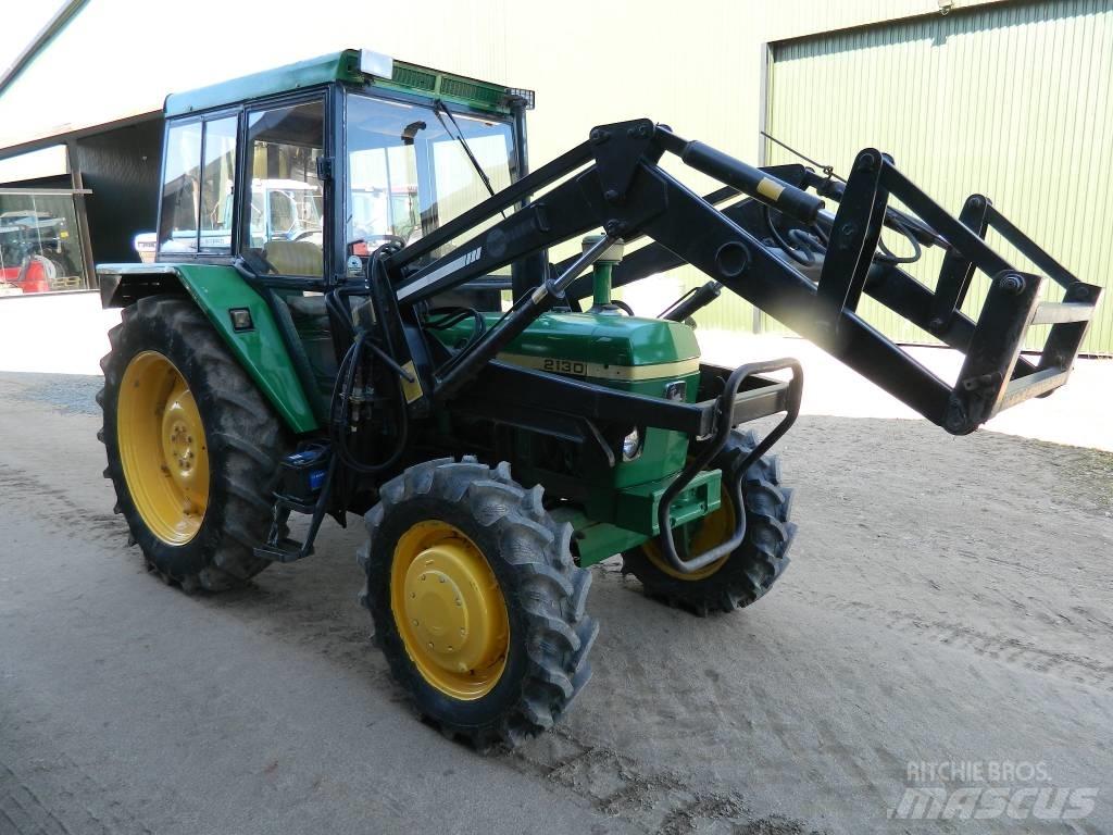John Deere 2130 Traktoriai