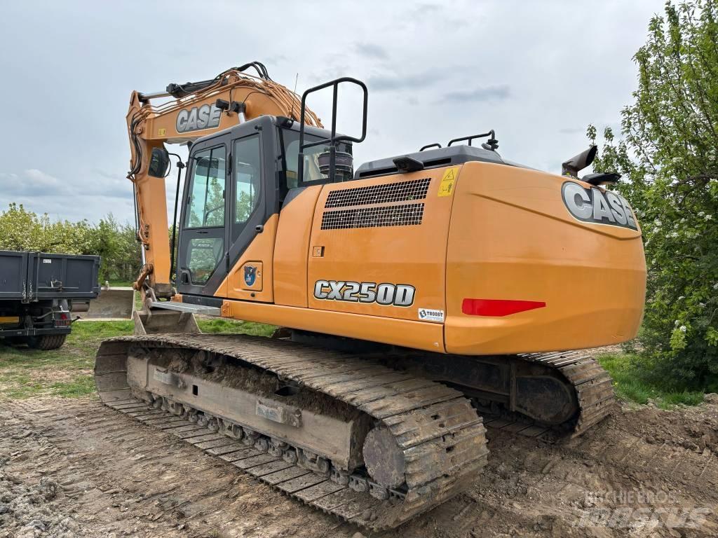 CASE CX 250 D Vikšriniai ekskavatoriai