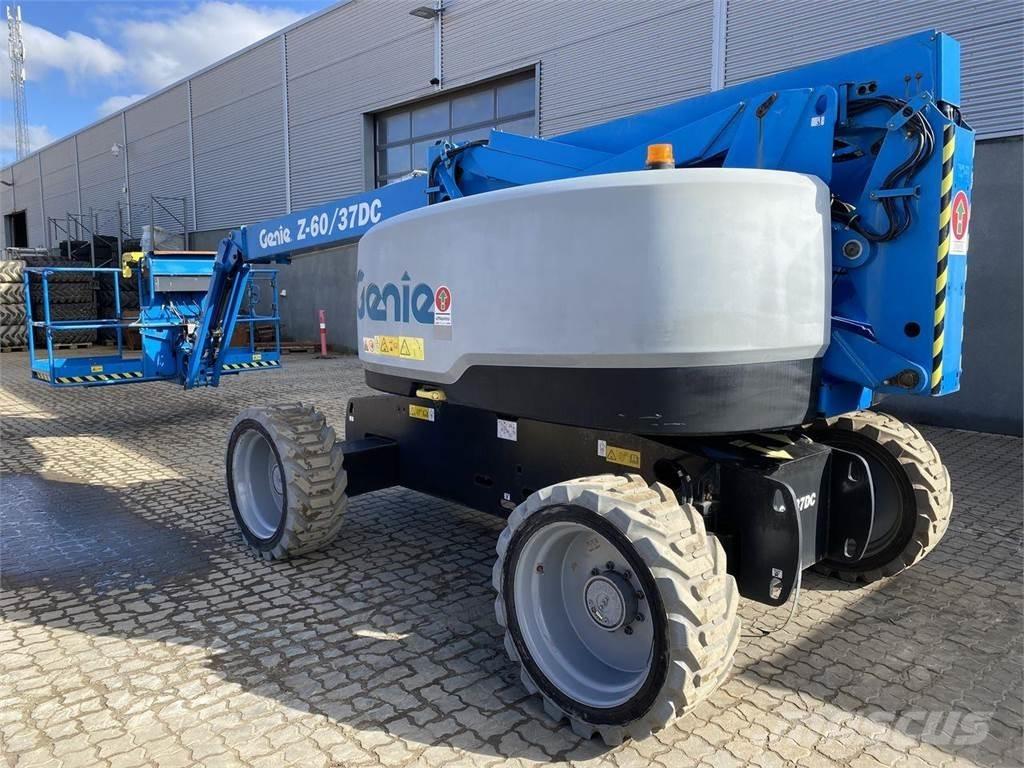Genie Z60/37 DC Alkūniniai keltuvai