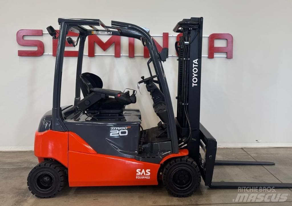 Toyota 10898 8FBM20T Elektriniai šakiniai krautuvai