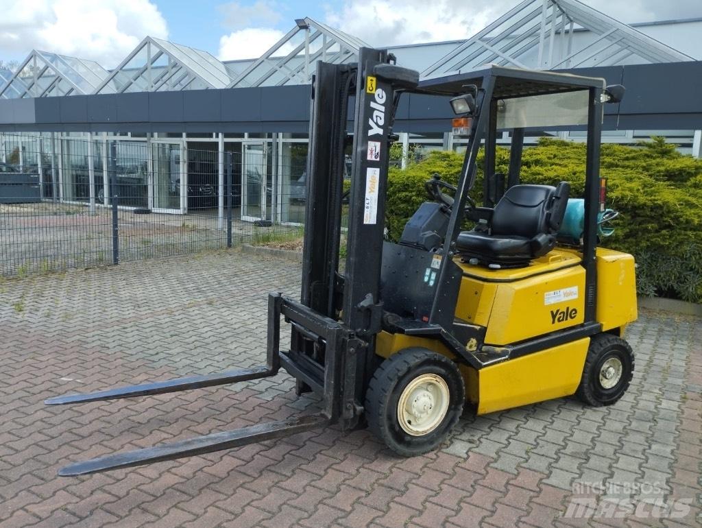 Yale GLP 25 LPG (dujiniai) krautuvai