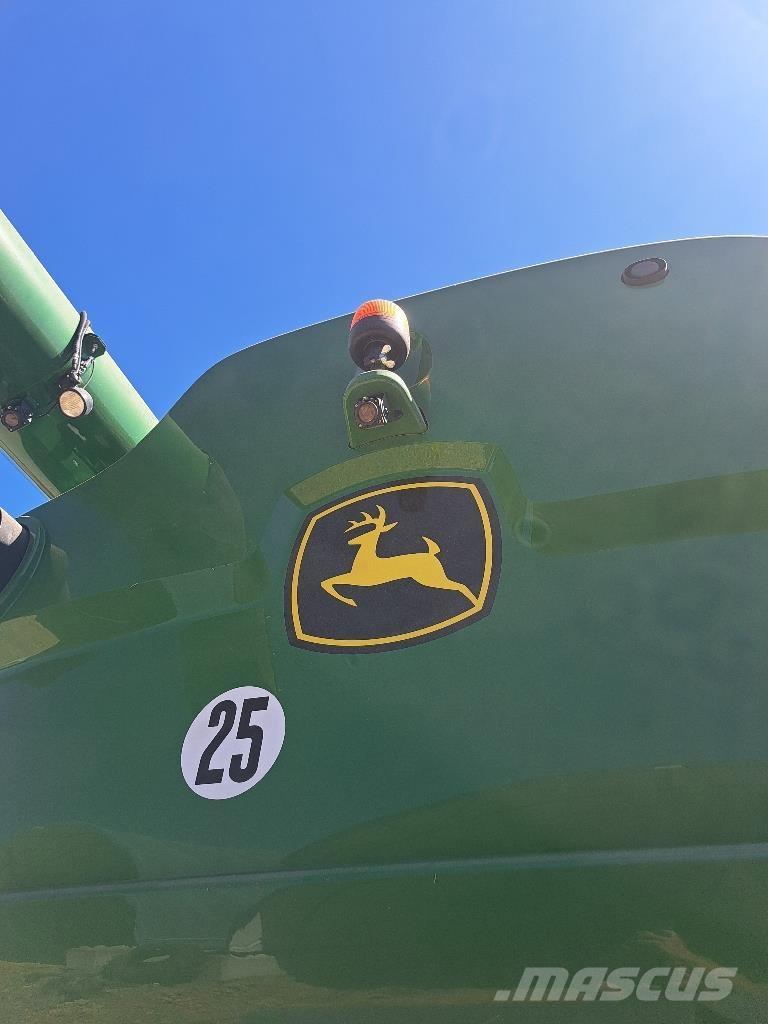 John Deere S 770 Derliaus nuėmimo kombainai