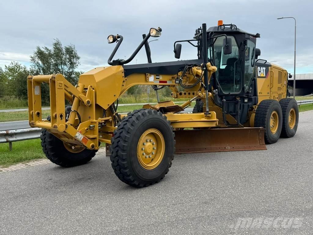 CAT 140M2 Greideriai