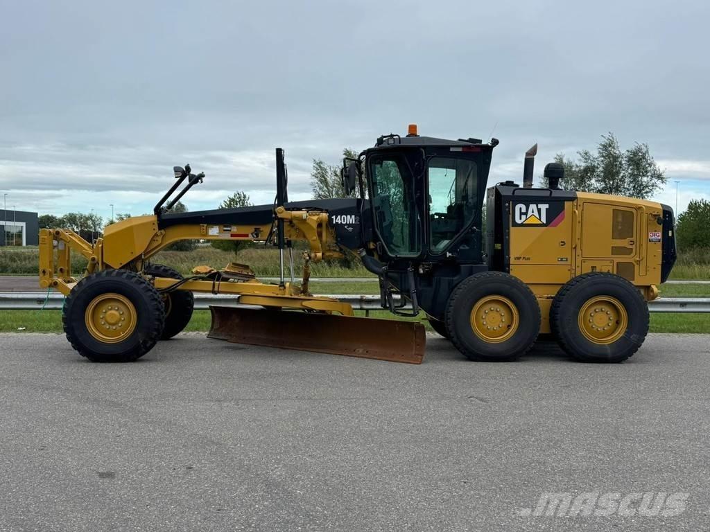 CAT 140M2 Greideriai