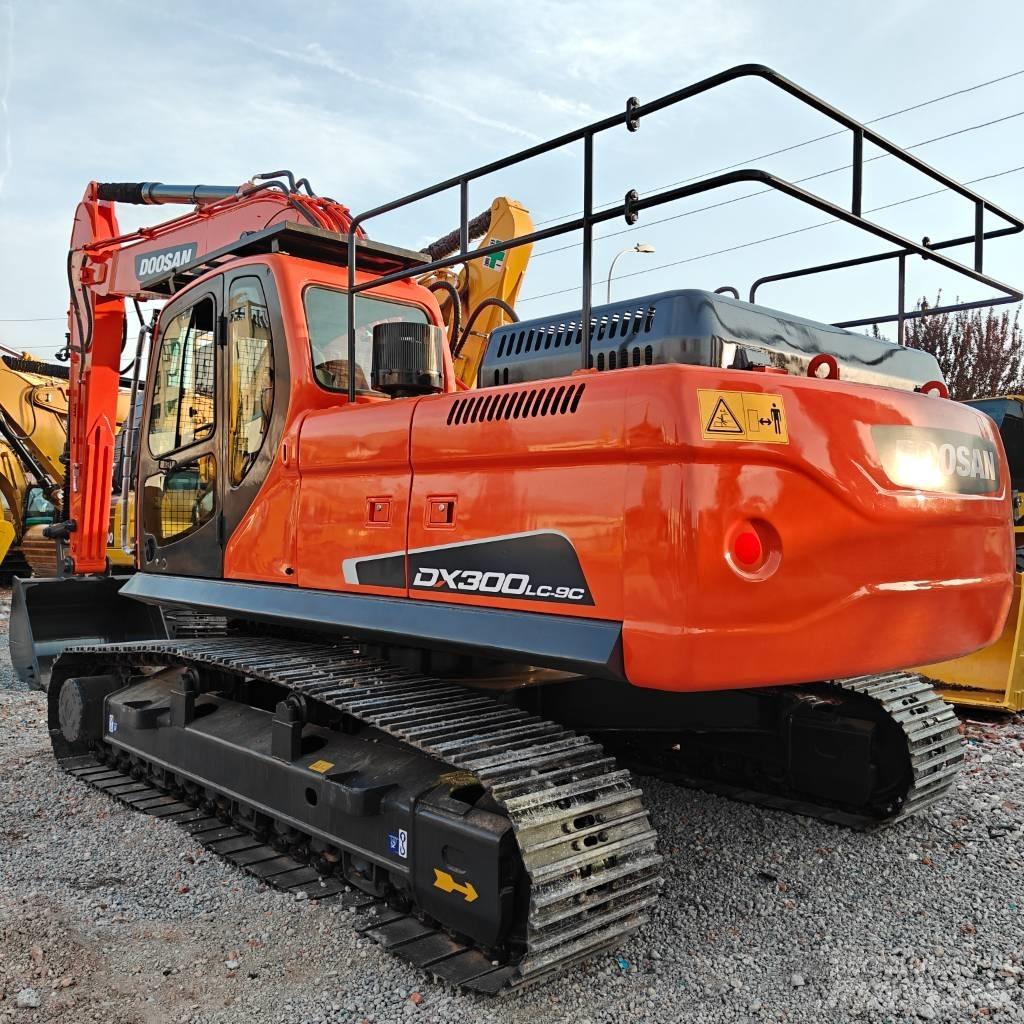 Doosan DX300LC-9C Vikšriniai ekskavatoriai