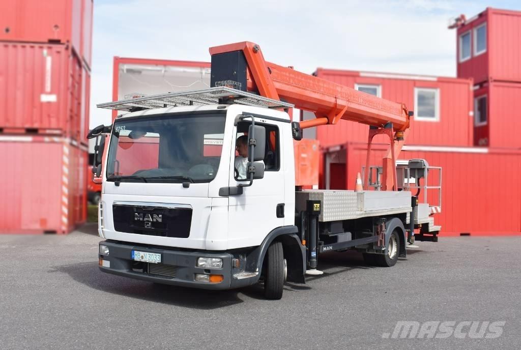 Ruthmann T 330 Ant vilkikų montuojamos kėlimo platformos