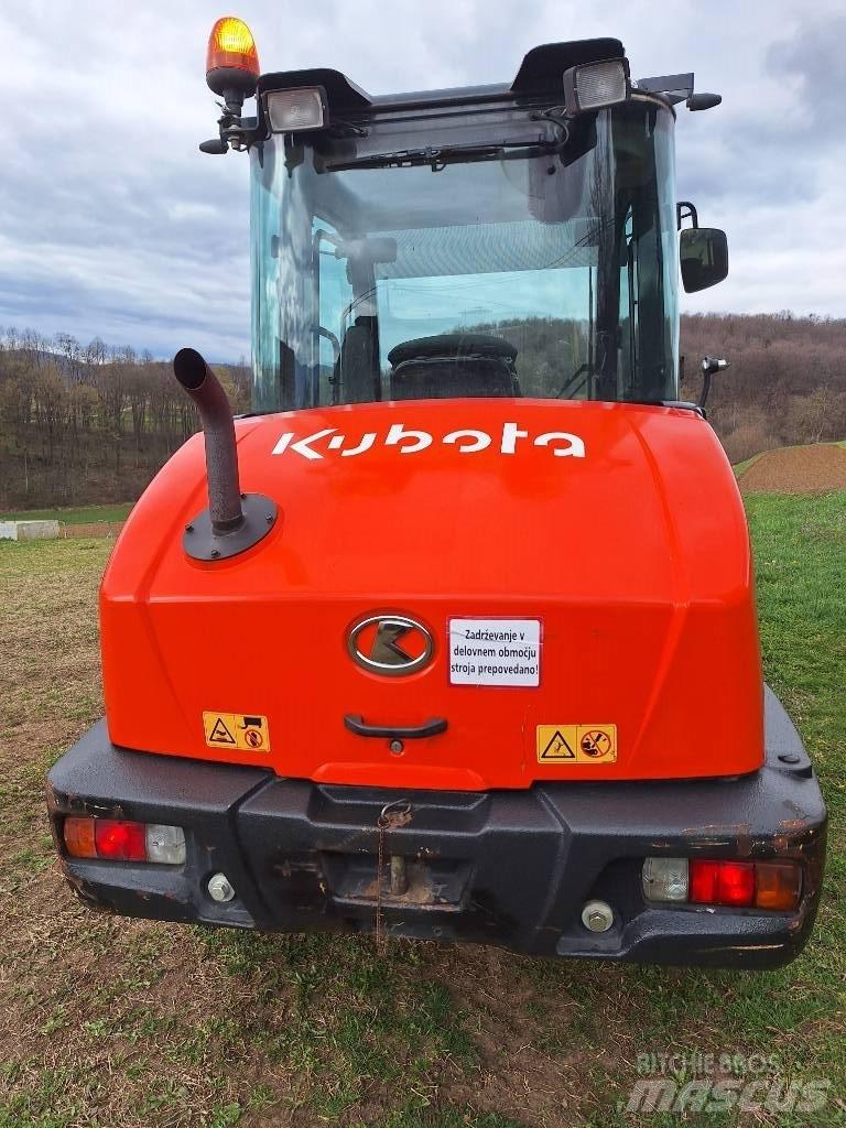 Kubota R 085 Naudoti ratiniai krautuvai