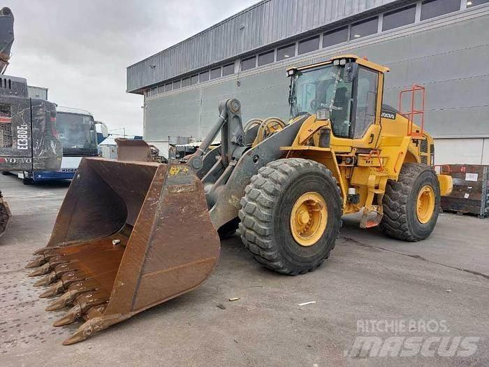 Volvo L150H Kiti kranai