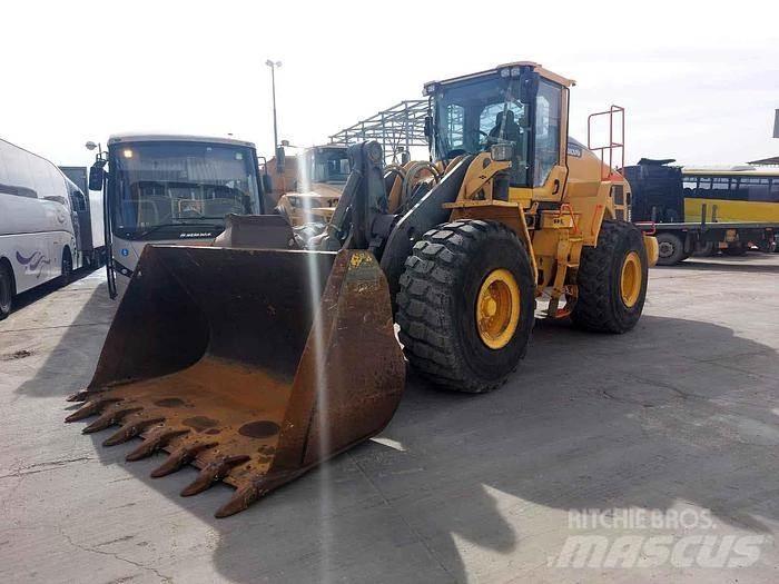 Volvo L150H Kiti kranai