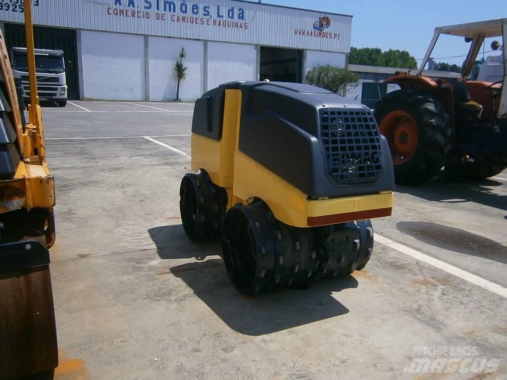 Bomag BMP 8500 Porinių būgnų volai