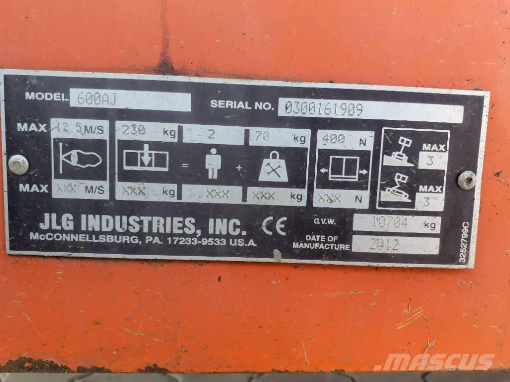 JLG 600AJ Alkūniniai keltuvai