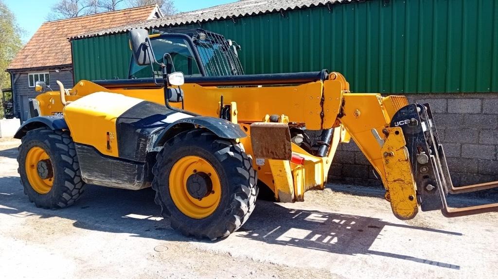JCB 540-140 Teleskopiniai krautuvai