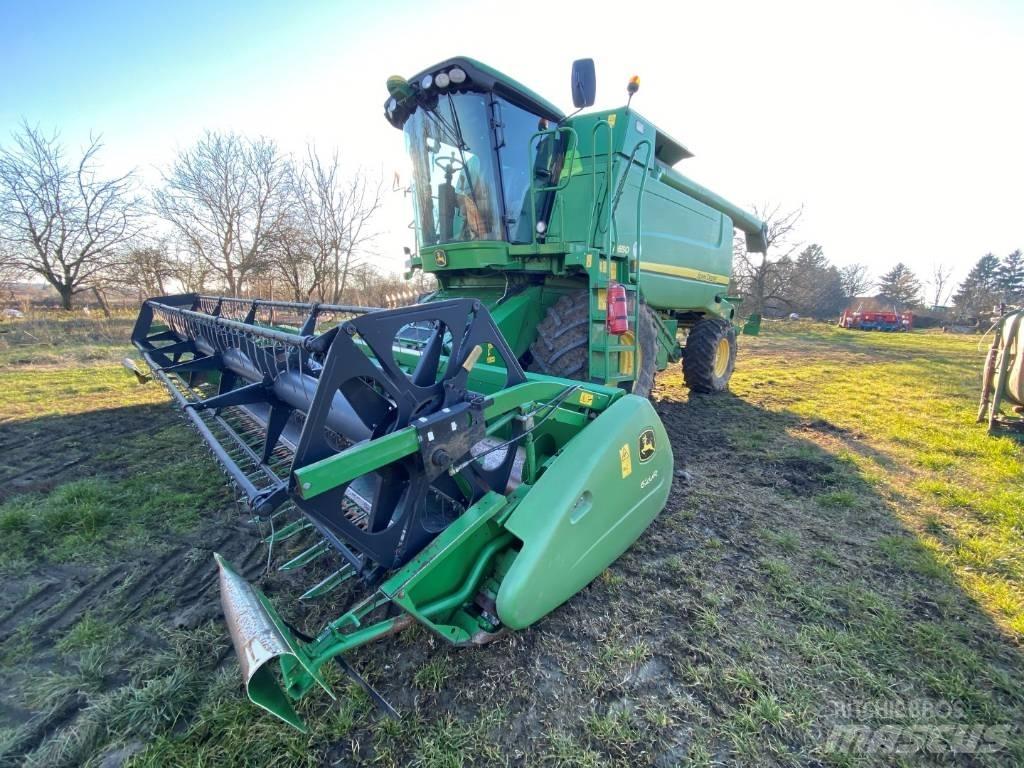 John Deere W 650 Derliaus nuėmimo kombainai