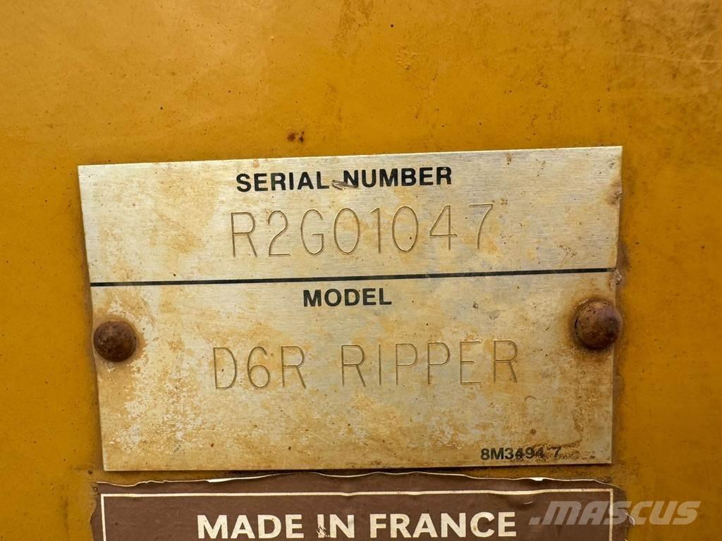 CAT D6R Ripper Kiti naudoti statybos komponentai