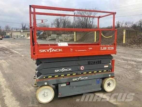 SkyJack SJ III 3226 Žirkliniai keltuvai