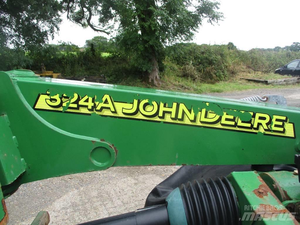 John Deere 324 A Formuojančios žoliapjovės