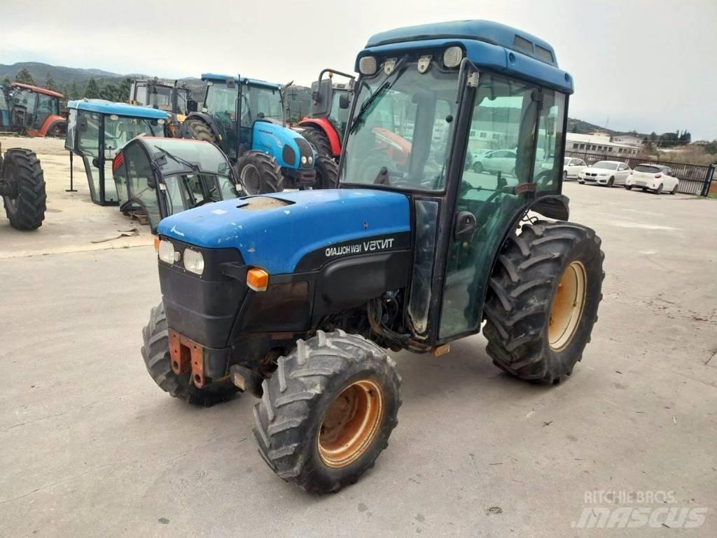 New Holland TN 75 V Traktoriai