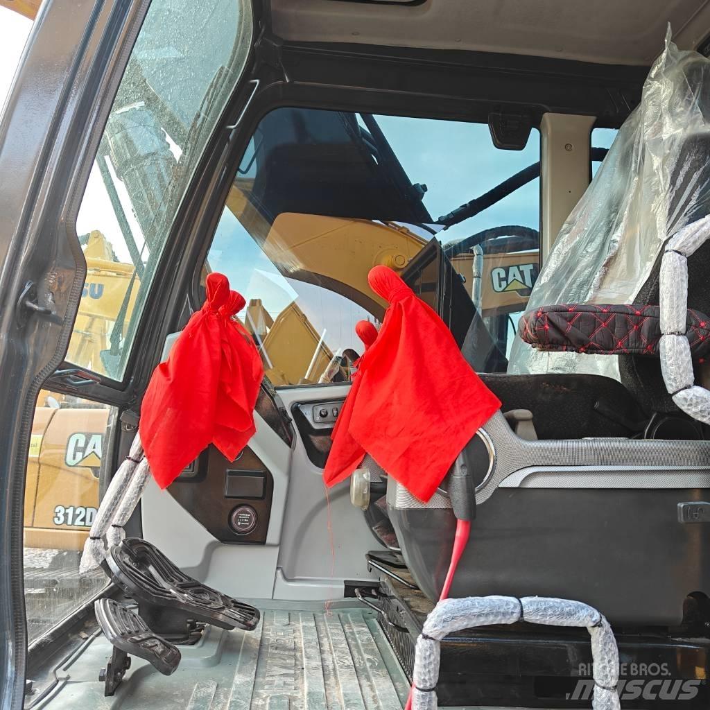 Hyundai 220VS Vikšriniai ekskavatoriai