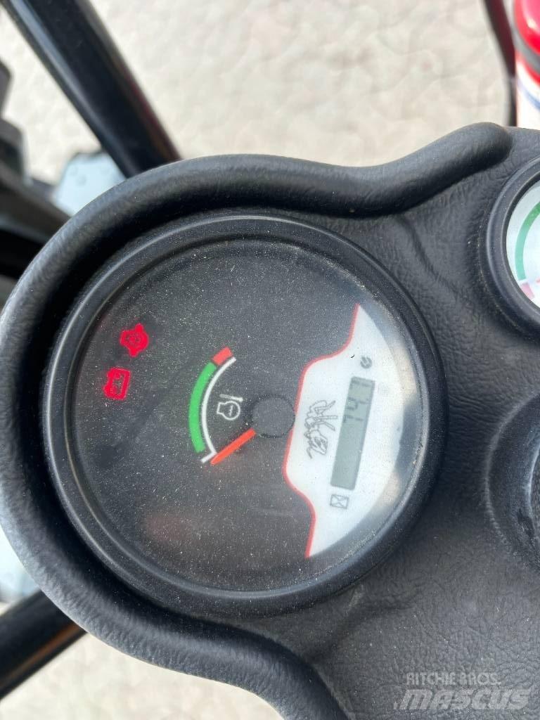 GiANT G 1200 Krautuvai su šoniniu pasukimu