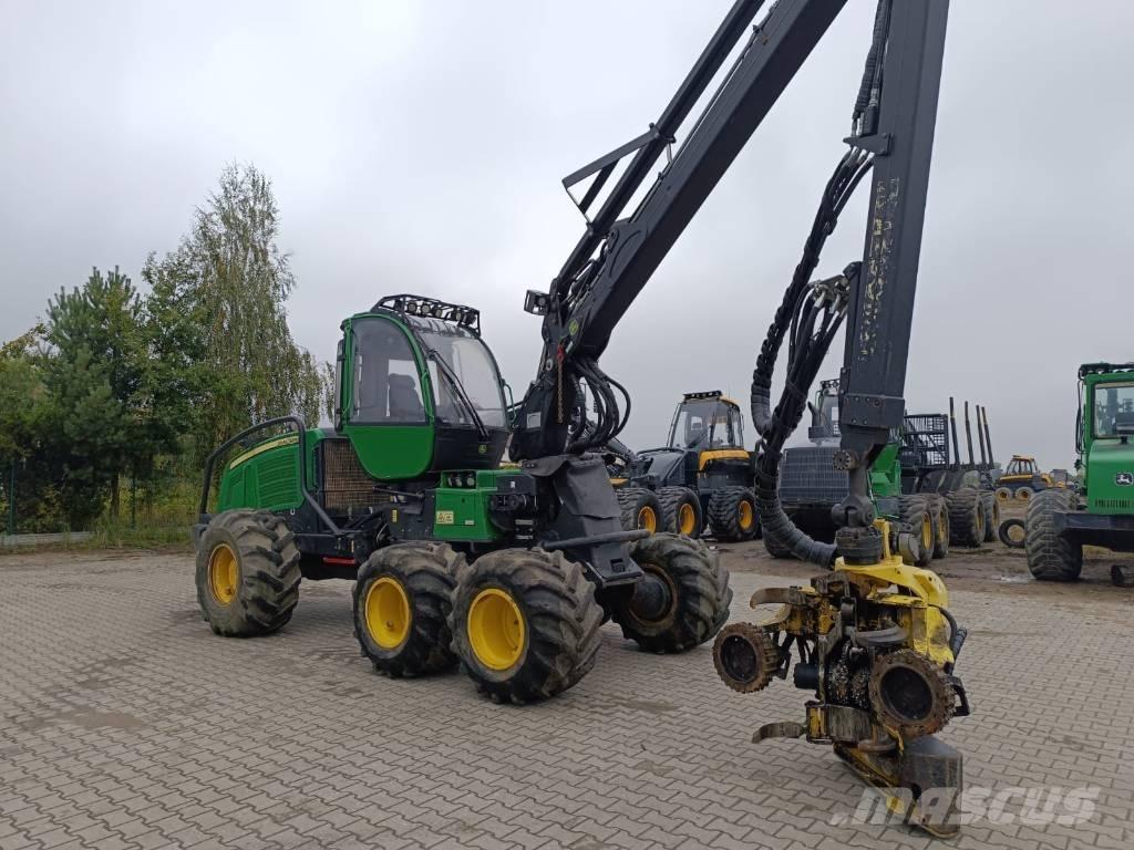 John Deere 1070 E Miško technika (Harvesteriai)