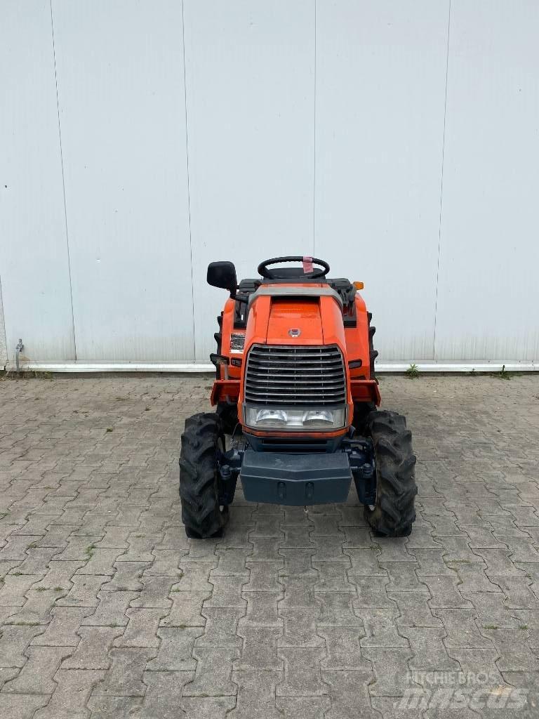 Kubota Aste A17 Naudoti kompaktiški traktoriai