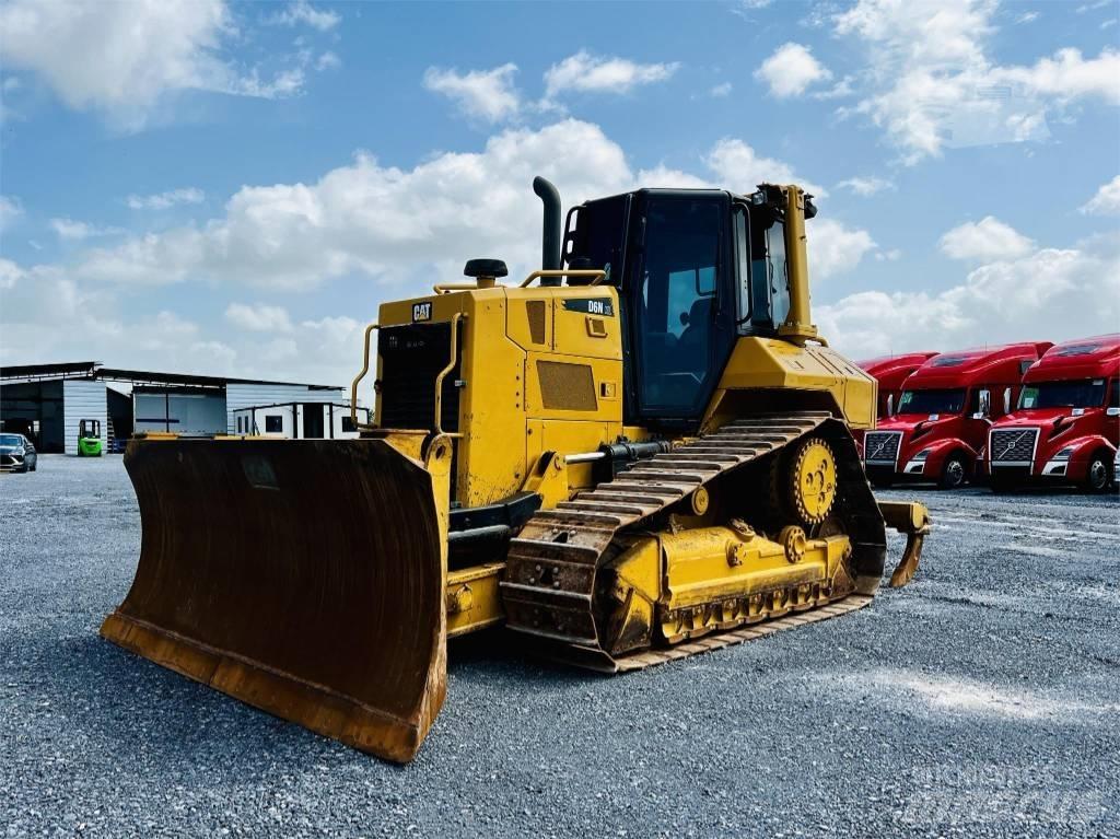 CAT D 6 N XL Vikšriniai buldozeriai