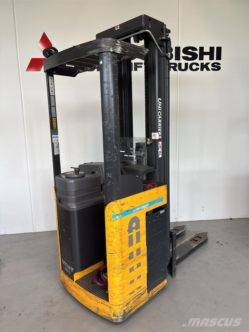 Atlet ASN200 Savaeigiai rietuvai