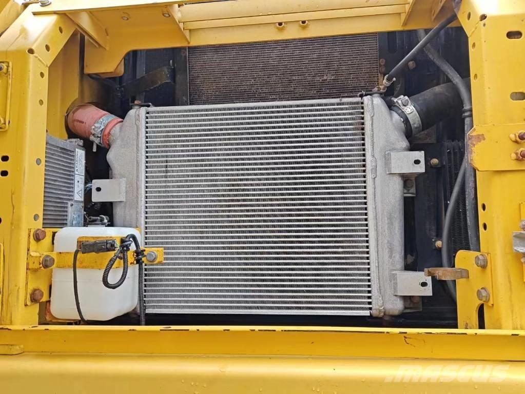 Komatsu PC 400-7 Vikšriniai ekskavatoriai