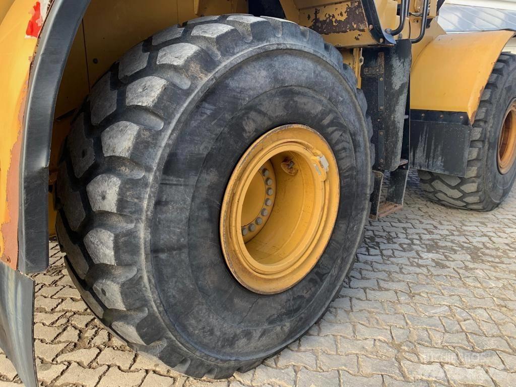 CAT 966 K Naudoti ratiniai krautuvai