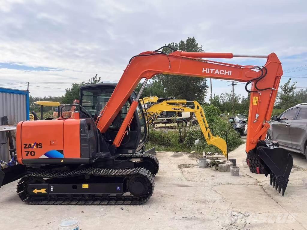 Hitachi ZX 70 Vidutinės galios ekskavatoriai 7-12 t