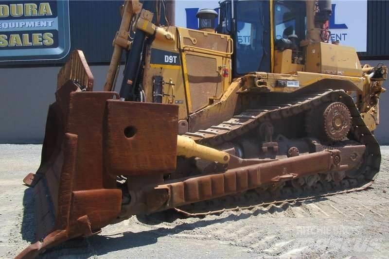 CAT D9T Vikšriniai buldozeriai