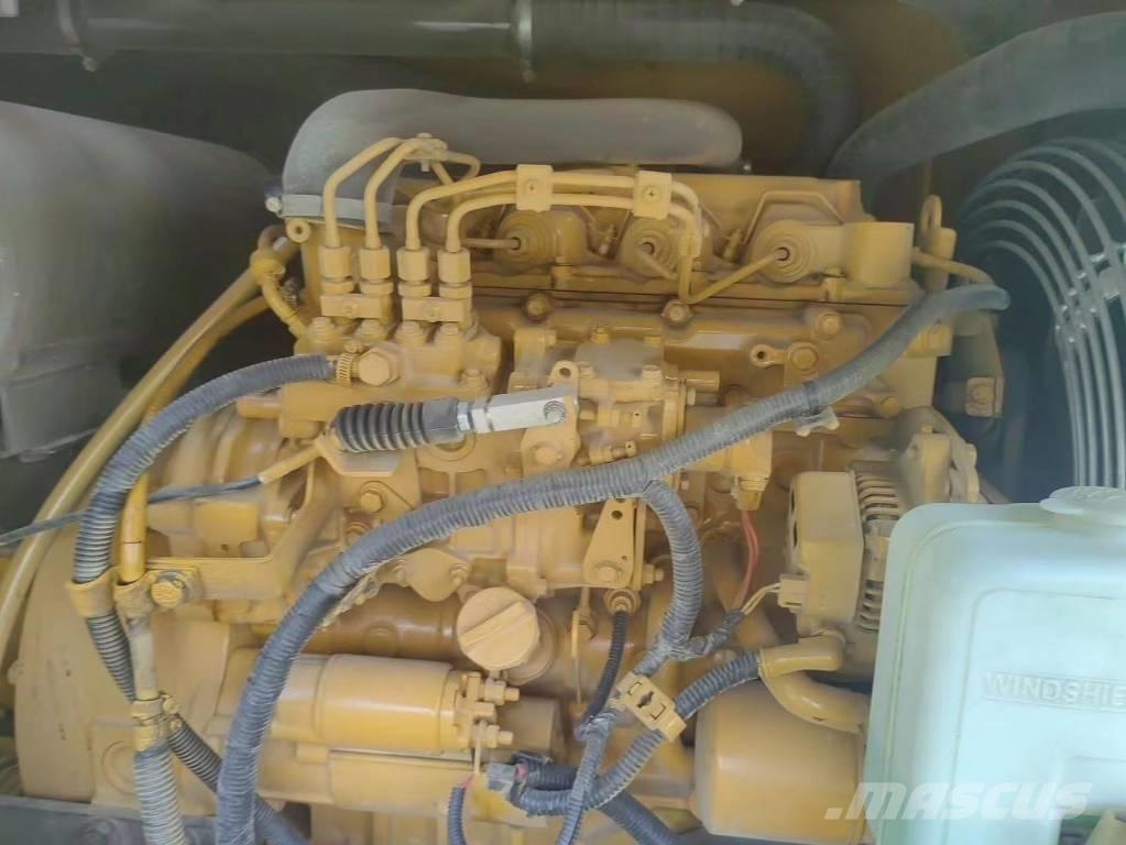 CAT 307 E2 Vikšriniai ekskavatoriai