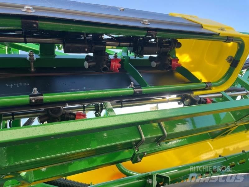 John Deere R952i Prikabinami purkštuvai
