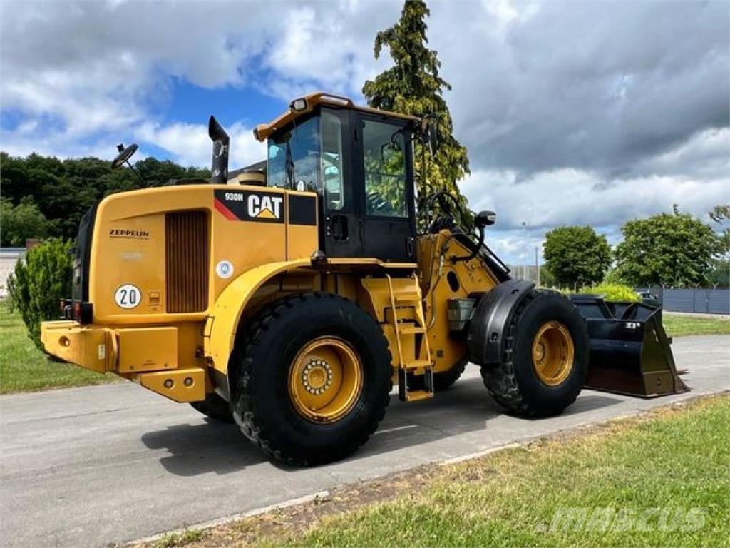 CAT 930H Naudoti ratiniai krautuvai