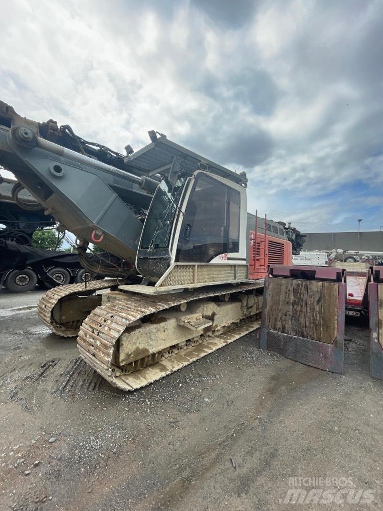 Liebherr LRB 155 Polių kalimo technika