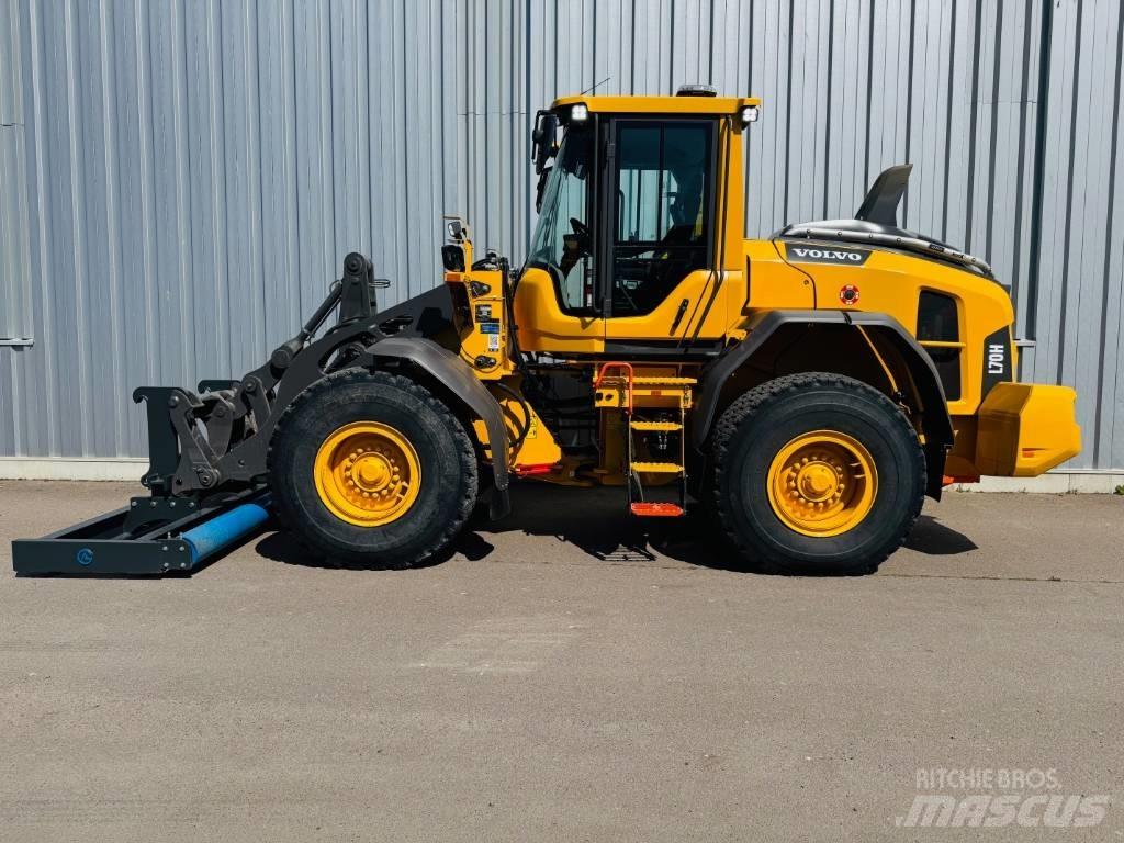 Volvo L 70 H Naudoti ratiniai krautuvai