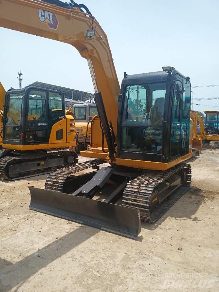 CAT 307E2 Vidutinės galios ekskavatoriai 7-12 t