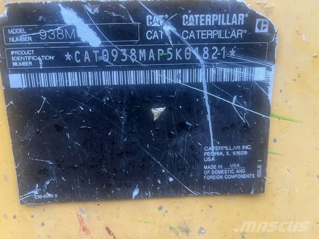 CAT 938 M Naudoti ratiniai krautuvai