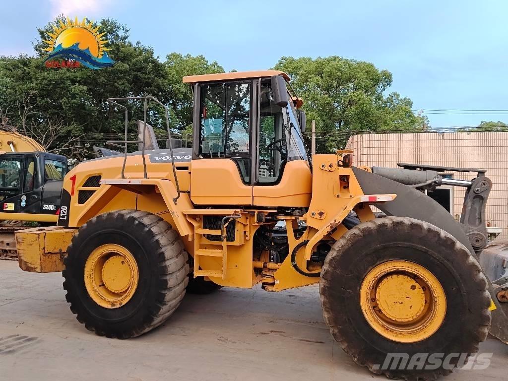 Volvo L 120 Naudoti ratiniai krautuvai