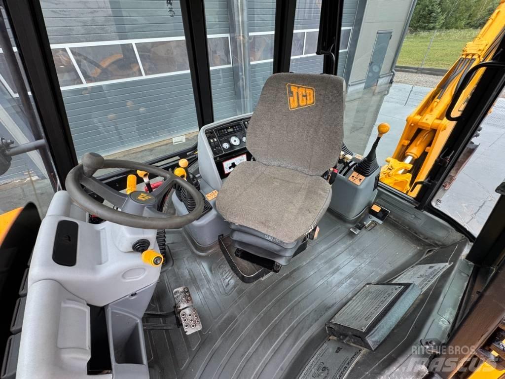 JCB 3 CX Ekskavatoriniai krautuvai