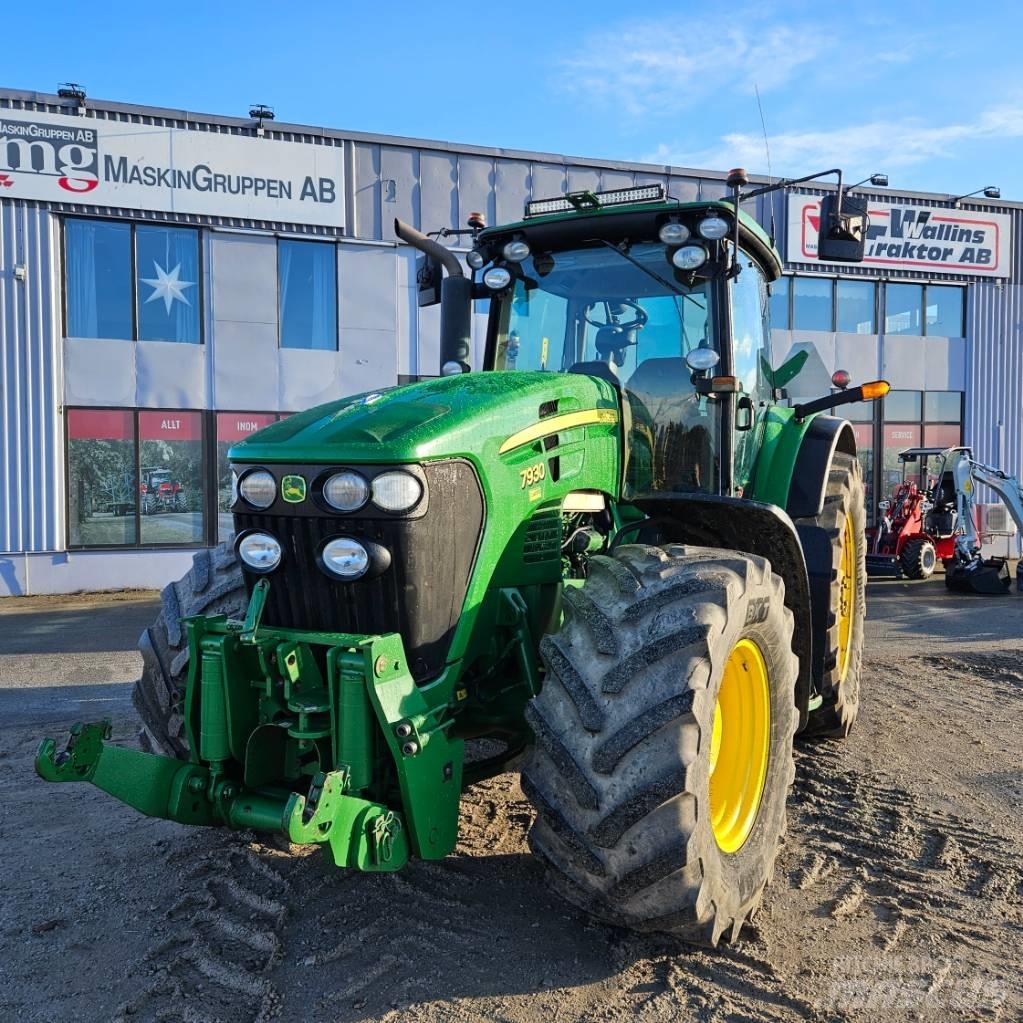 John Deere 7930 Traktoriai