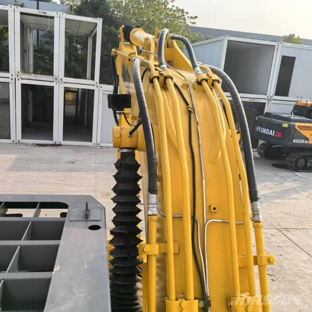 Komatsu PC 130 Vidutinės galios ekskavatoriai 7-12 t