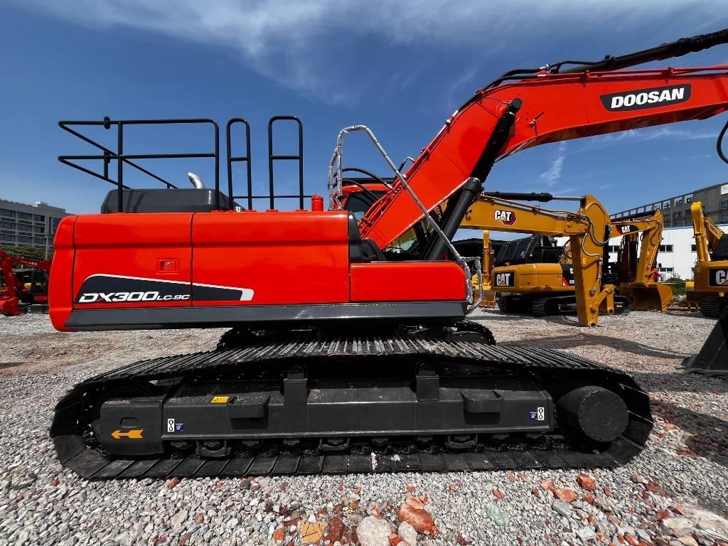 Doosan DX 300 LC-9C Vikšriniai ekskavatoriai