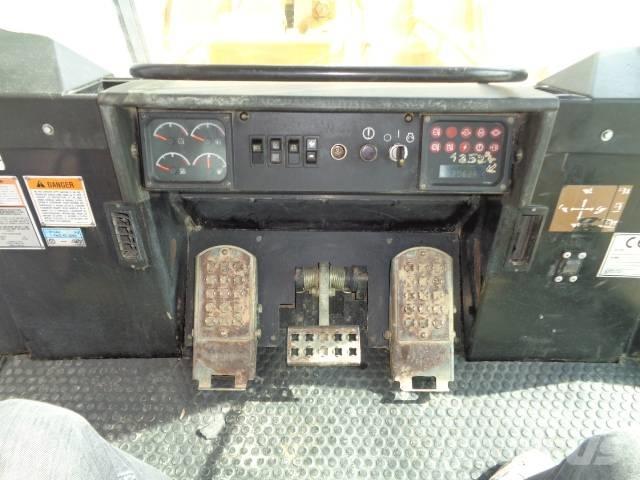 CAT 963 C Vikšriniai krautuvai