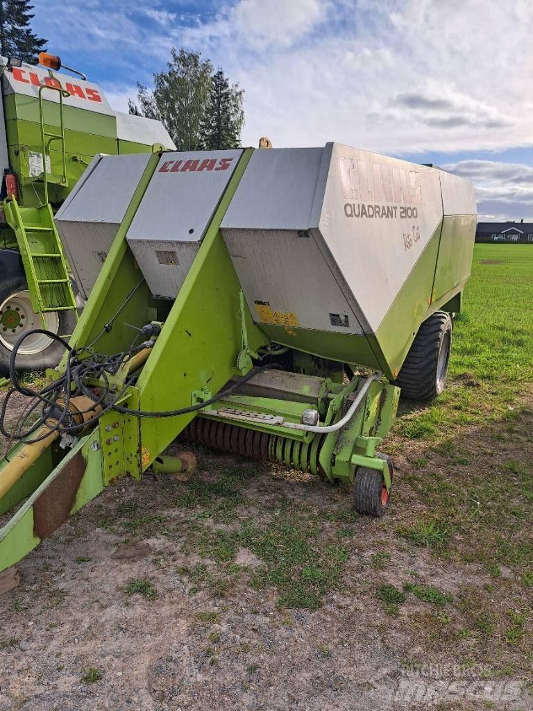 CLAAS 2100RC Stačiakampių ryšulių presai