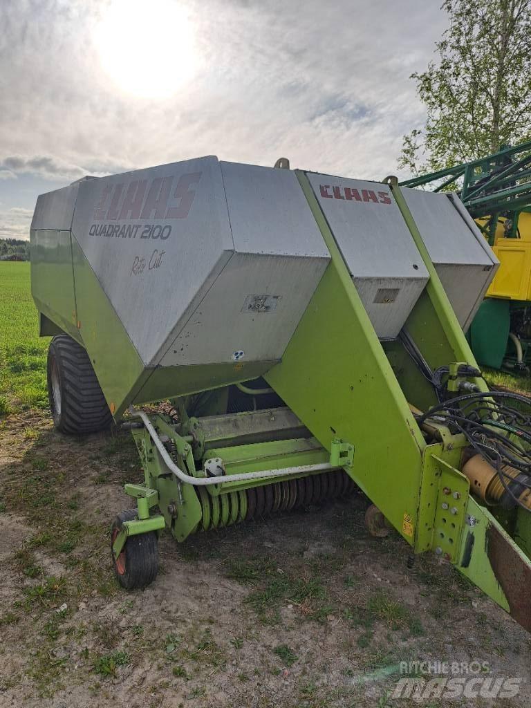 CLAAS 2100RC Stačiakampių ryšulių presai