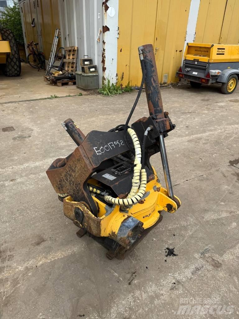 Engcon EC 30 Sukimo įrenginiai