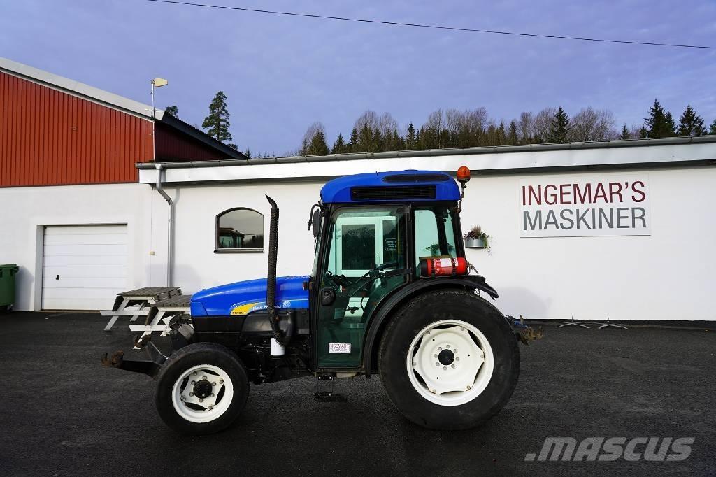 New Holland TN70NA Traktoriai